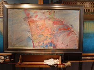 Karin Campfens - moeder in luie fauteuil op balcon kopen? Bied vanaf 880!