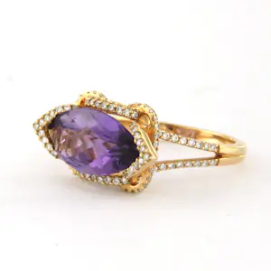 18k gouden ring met amethist en briljant geslepen diamant tot. 0.56ct kaufen? Bieten Sie von 825!