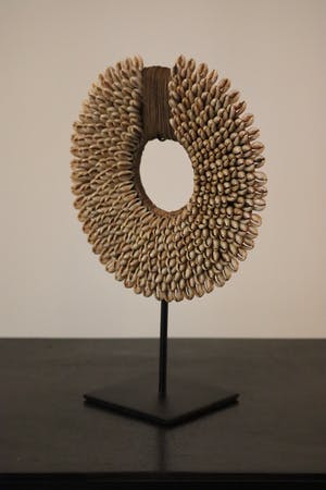 Nieuw-Guinea - Schelpenketting kopen? Bied vanaf 25!