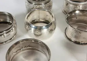 Lot van 10 zilveren servetringen kopen? Bied vanaf 100!