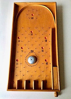 Curiosa - Knikkerspel met knikkers - Hout - 60-er jaren - Uit Tschechoslowakije (gemerkt) kopen? Bied vanaf 69!