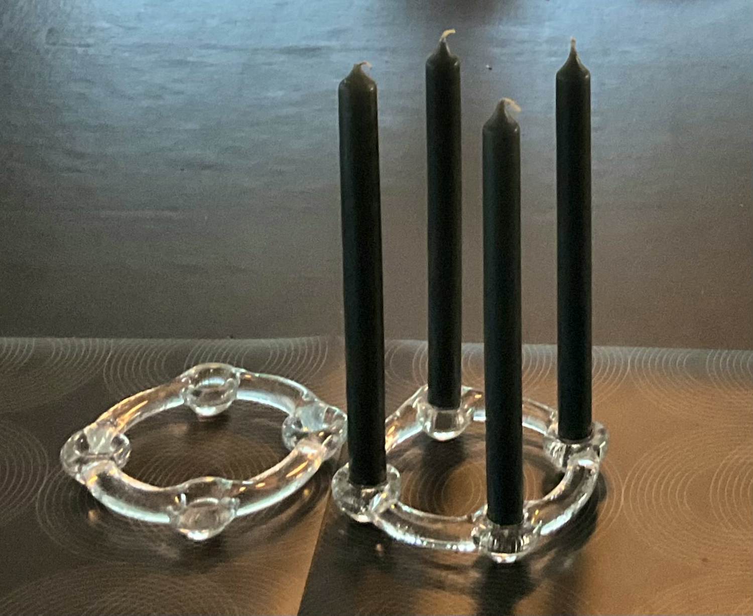 Pukeberg Glass - TWEE RINGVORMIGE GLAZEN KAARSENHOUDERS kopen? Bied vanaf 42!