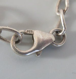 Niet of onleesbaar gesigneerd - Zilveren (925) Afghaanse Kuchi Halsketting met hanger en twee ringen kopen? Bied vanaf 1!