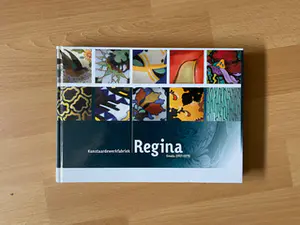 Kunstaardewerkfabriek Regina - Platelen vaas model 460 en decor Perla kopen? Bied vanaf 1!