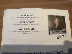 Corry Ammerlaan - Prachtig beeldje - WELKOM IN ONS MIDDEN " kopen? Bied vanaf 25!