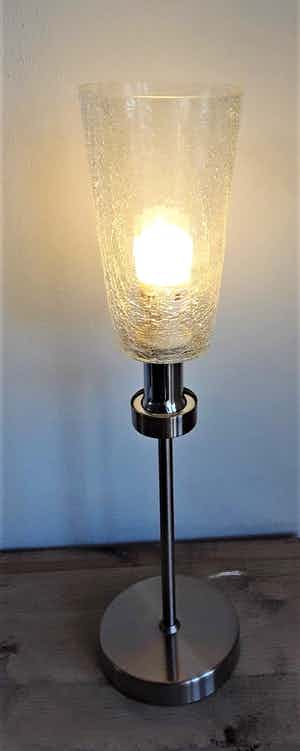 Strakke tafellamp gemerkt: Freelight - Model "Creaced" 2004-04 verkocht voor € 1!