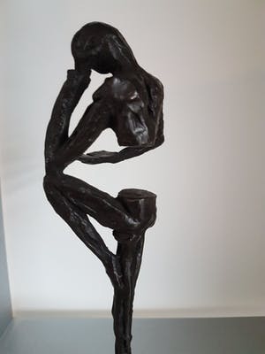 Klaas van den Berg - 1941 - 2018 Brons beeld "Leren is leven" kopen? Bied vanaf 155!