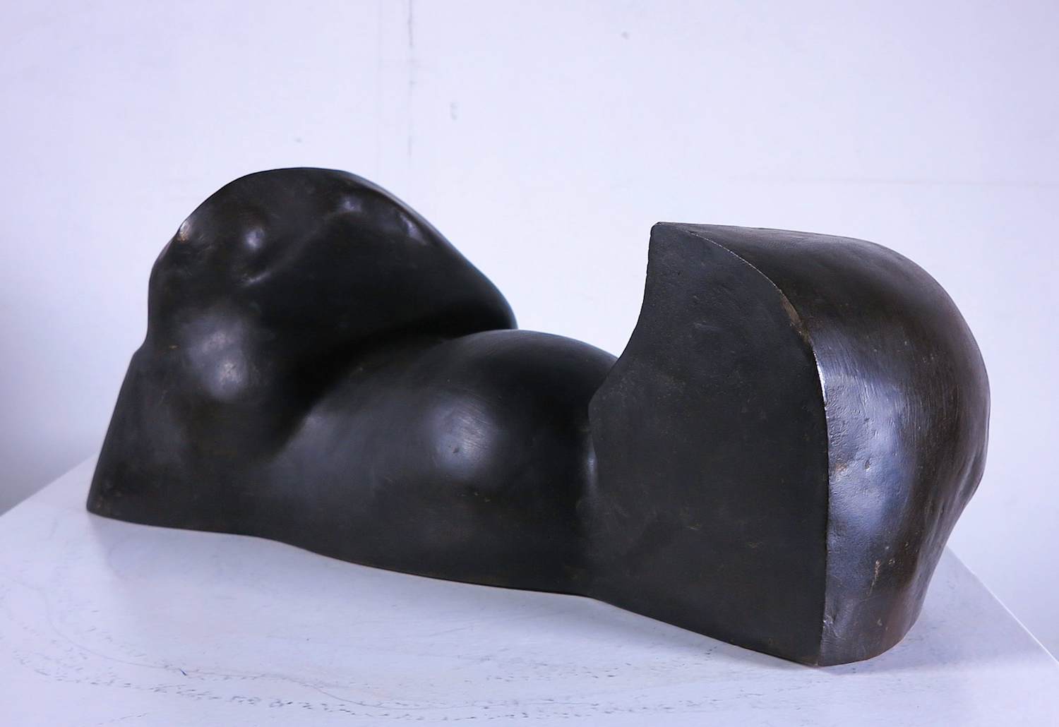 Leonie Molenaar - Bronzen sculptuur, Abstrace vorm kopen? Bied vanaf 150!