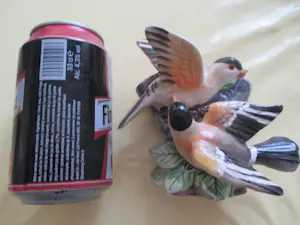 Niet of onleesbaar gesigneerd - 3 porseleinen vogels - wanddecoratie kopen? Bied vanaf 10!