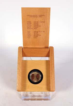 20-22K Goud - 10 euro gedenkmunt ter ere huwelijk Maxima & Willem Alexander verkocht voor € 240!