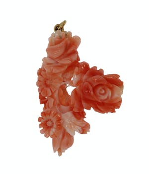 Unieke handgesneden koraal hanger in vorm roos gouden oog kopen? Bied vanaf 569!