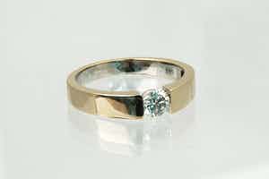 1220 -  unisex 14 karaats witgouden & diamanten solitairring 0.40ct /I/vs2 verkocht voor € 450!