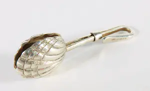 Lot van diverse zilveren voorwerpen kopen? Bied vanaf 120!