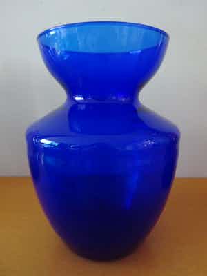 Royal Leerdam - Siem van der Marel: Koningsblauwe Tulpenbol- vaas verkocht voor € 45!