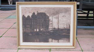 Willem Witsen - ets - Amsterdam - Binnenkant, met wapperende was op de schepen kopen? Bied vanaf 115!