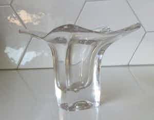 Max Verboeket - Blankglazen dikwandige vaas uit de Twen serie verkocht voor € 25!