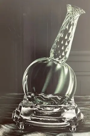 Borek Sipek - Karaf fragiel Boheems kristal op massieve Boheems kristallen houder kopen? Bied vanaf 210!