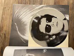 AcheterAndy Warhol - Index Book? Enchérissez de 200!