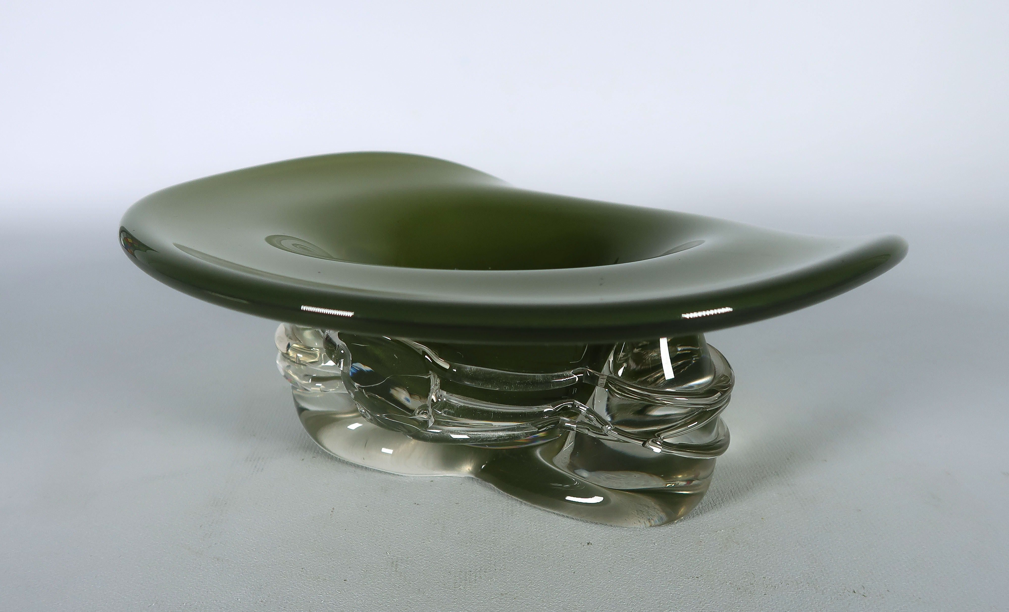 Tamaian - Glas, Schaaltje op voet kopen? Bied vanaf 20!