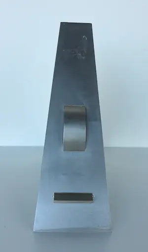 Margot Zanstra - Roestvrij stalen sculptuur, Zonder titel / Geometrische vorm kopen? Bied vanaf 150!