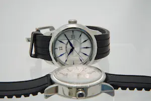 60 - Twee Stalen Unisex polhorloge met rubberenband Vendoux/Officina del Tempo kopen? Bied vanaf 20!