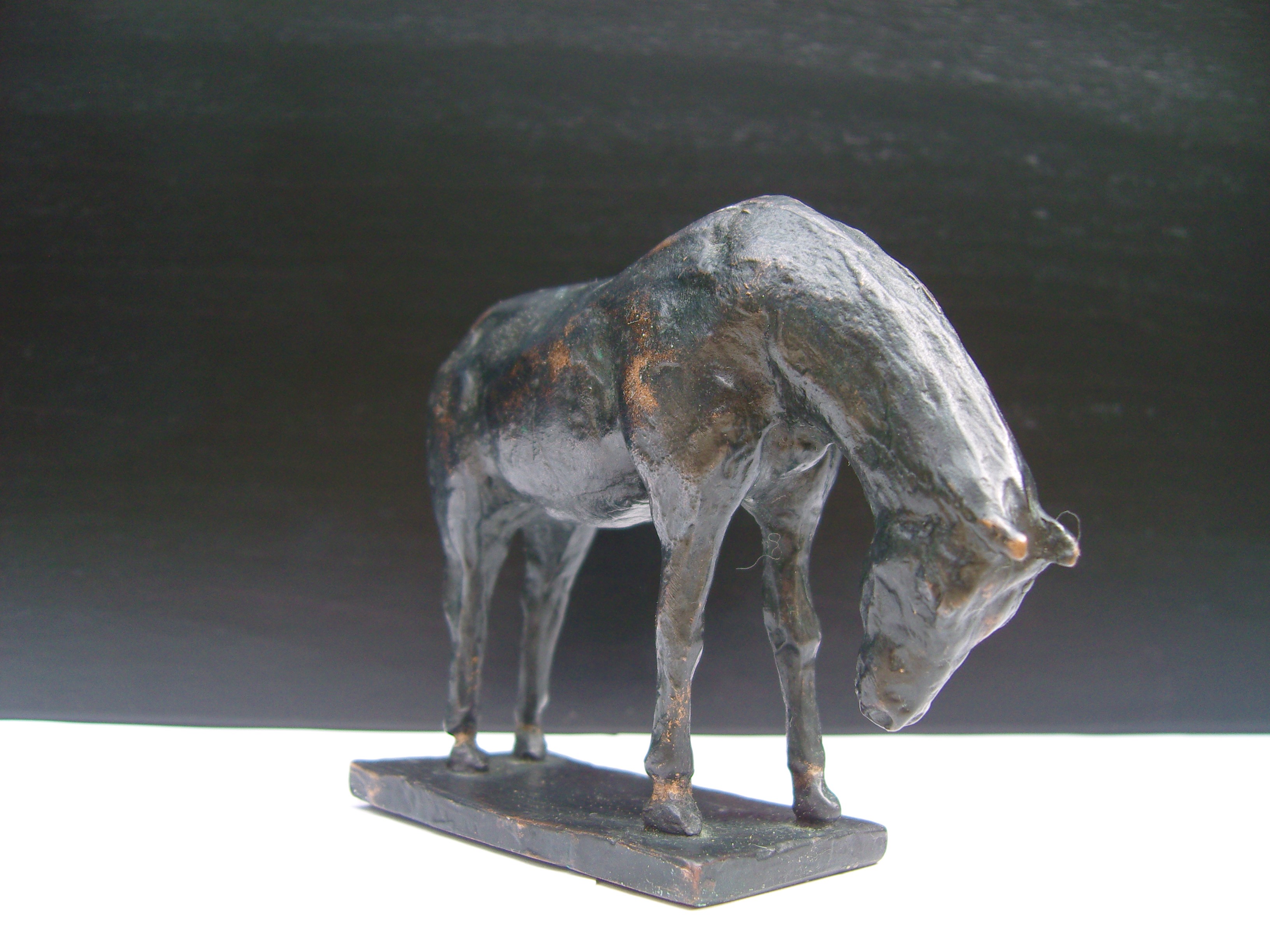 Petronella Wijnekus - Bronzen beeldje van paard kopen? Bied vanaf 150!