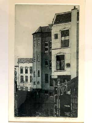 Rins Heidema - De donkere sluis te Gouda - Ets, Ingelijst verkocht voor € 35!