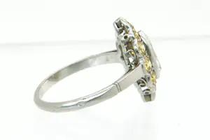 1341 - Bijzondere 1920  Platina (PT) Markies-ring totaal 0.90ct (cognac)diamant. kopen? Bied vanaf 420!