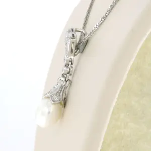 14k wit gouden collier met hanger bezet met parel en single cut geslepen diamant kopen? Bied vanaf 260!