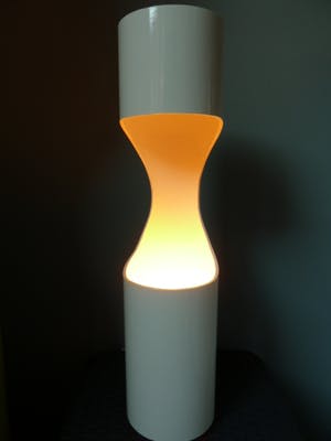 Niet of onleesbaar gesigneerd - Design tafellamp (naar ontwerp vintage jaren ‘70) kopen? Bied vanaf 1!