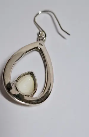 Nieuwe zilveren oorbellen met zoetwater parel kopen? Bied vanaf 40!