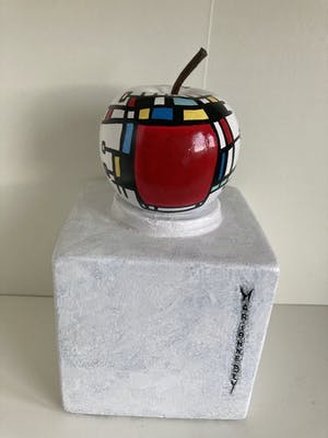 Marianne Bey - Like Apple /Mondriaan style kopen? Bied vanaf 50!
