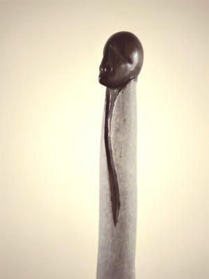 Niet of onleesbaar gesigneerd - Zeer groot stenen beeld uit Afrika kopen? Bied vanaf 1!