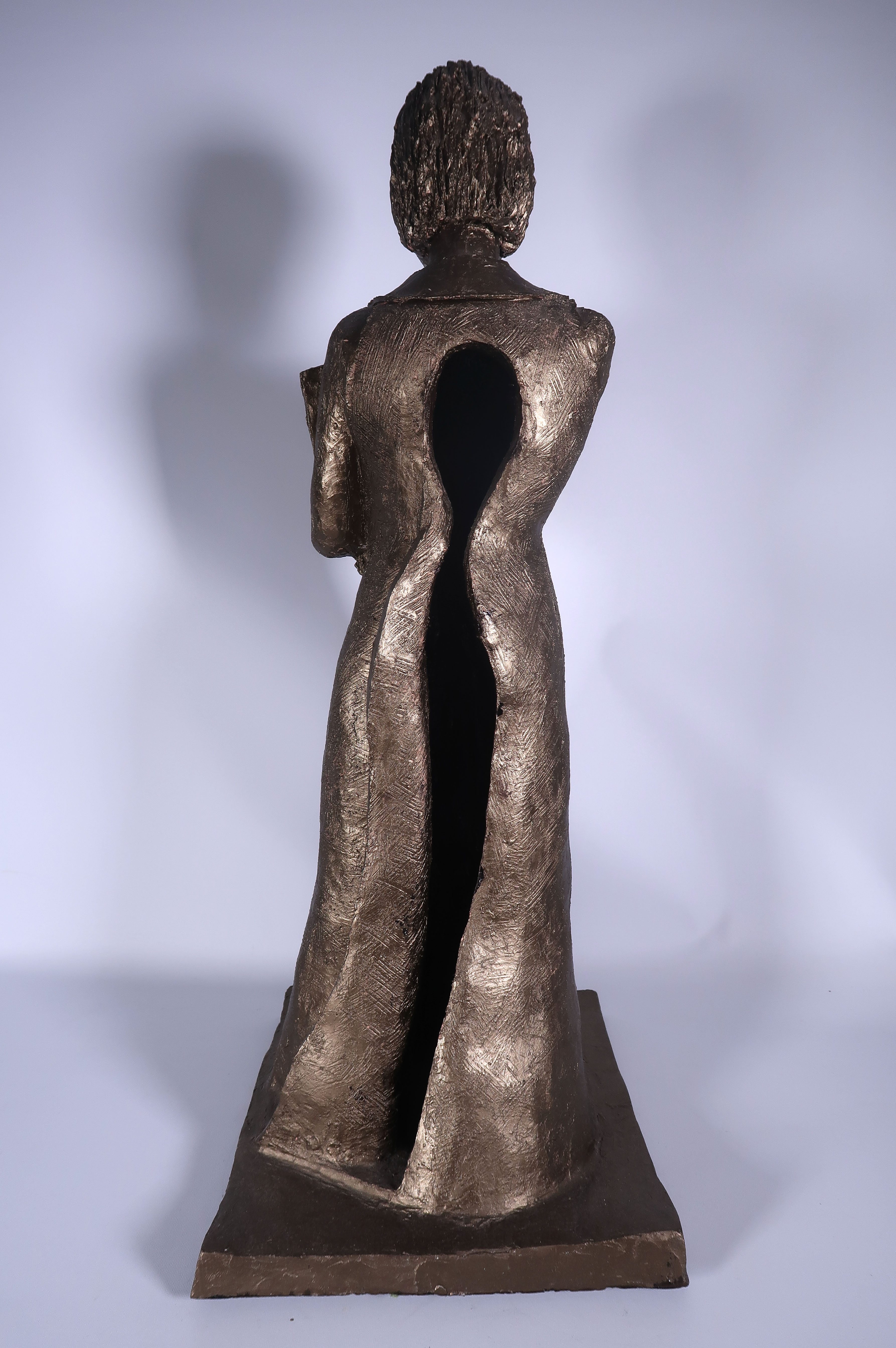 Toon Gielen - Beschilderd keramiek, Vrouw met boeken (Zwaar) kopen? Bied vanaf 1!