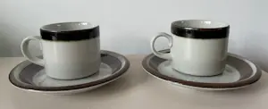 AcheterArabia - Twee kop- en schotels servies Karelia - ontwerp Anja Jaatinen-Winquist? Enchérissez de 25!