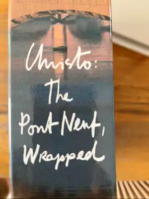 Christo - Le pont neuf wrapped verkocht voor € 175!