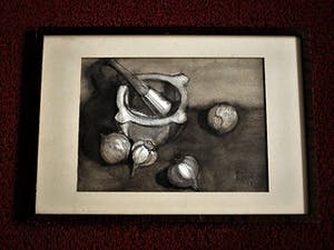 Niet of onleesbaar gesigneerd - Spanje 1973 gestileerd (keuken) stilleven "Vijzel,uien en knoflook" ges. RUEDA kopen? Bied vanaf 1!