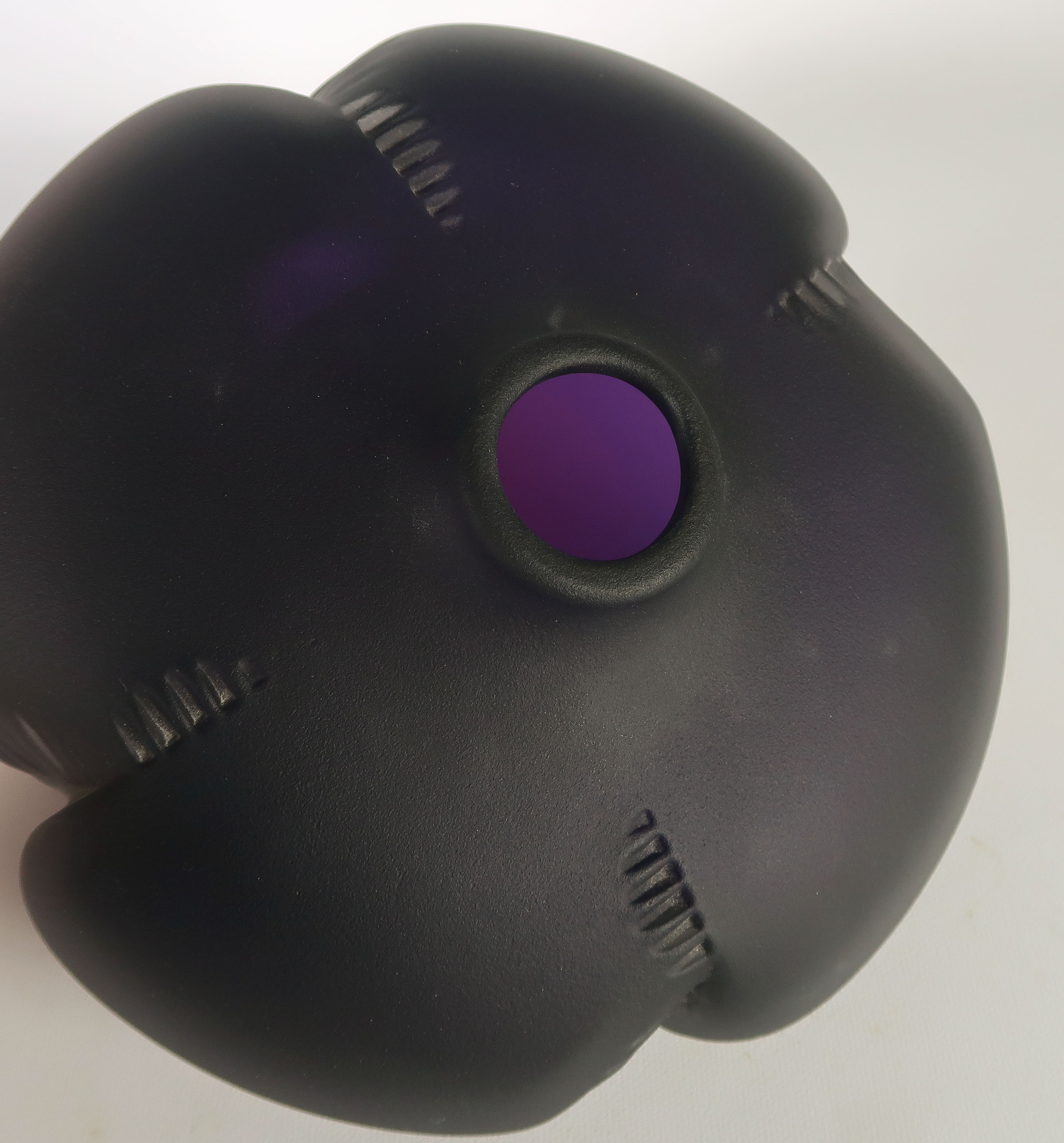 Jan Sostek - Glas, Mat donkerpaarse bolvormige vaas kopen? Bied vanaf 40!