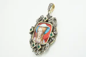 43 - Antieke 18 krt gouden en 1e geh. zilveren hanger met emaille en diamant kopen? Bied vanaf 270!