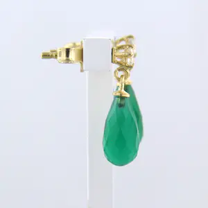 18k geel gouden oorhangers bezet met groene onyx en biljant geslepen diamant kopen? Bied vanaf 210!