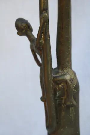 Yoruba - Bronzen Vrouw Elegante Afrikaanse sculptuur (20e eeuw) kopen? Bied vanaf 75!