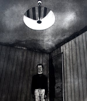 Kees Spermon - ets/aquatint: Hotelkamer Warschau - 1974 kopen? Bied vanaf 45!