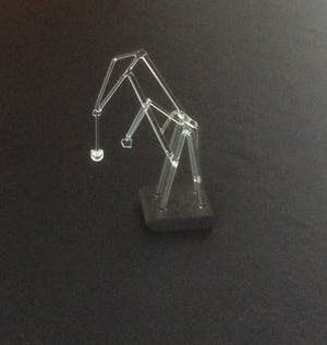 Niet of onleesbaar gesigneerd - TWEE GLASOBJECTEN kopen? Bied vanaf 1!