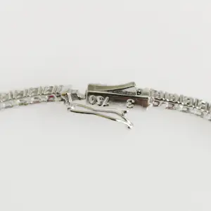 Diamanten en robijnen armband kopen? Bied vanaf 1450!