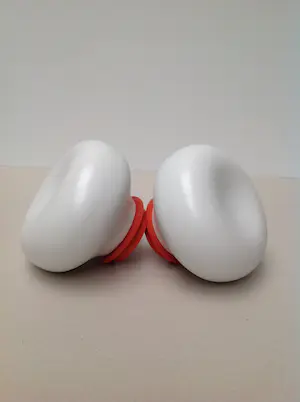 Ruudt Peters - Object/ Gebruiksvoorwerp bestaande uit twee containders van steengoed kopen? Bied vanaf 95!