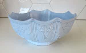 Firma Regout & Co - Antieke 19e eeuwse (ca. 1860) Achthoekige licht blauwe serveerschaal verkocht voor € 1!