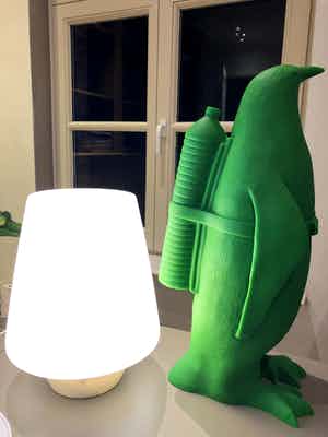 William Sweetlove - small cloned green Pinguin with water bottle verkocht voor € 360!