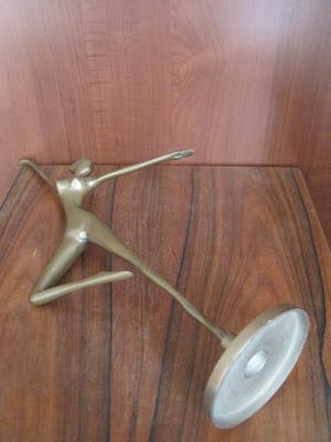 Brons (Onbekend) - Ballet danseres kopen? Bied vanaf 40!