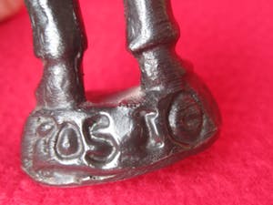 Janneke Ros - Jongen met de duif kopen? Bied vanaf 20!