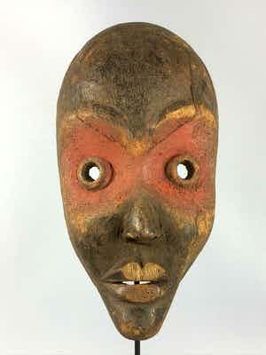 Dogon - 200370 - Old Tribal used African Lulua mask - Congo. verkocht voor € 45!